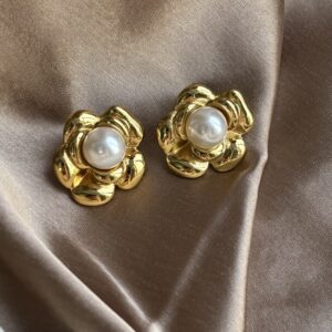 Flower Pearl Earring