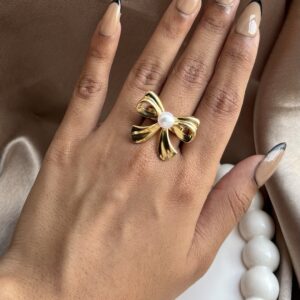 Bow Pearl Ring