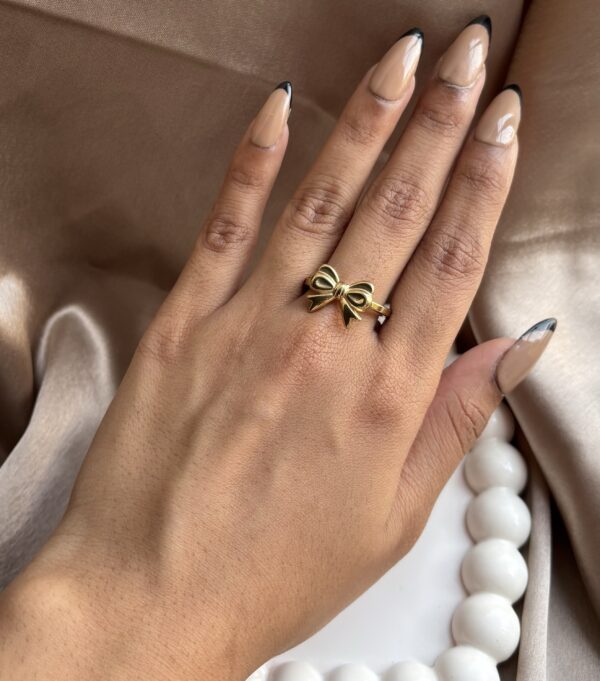 Small Bow Ring