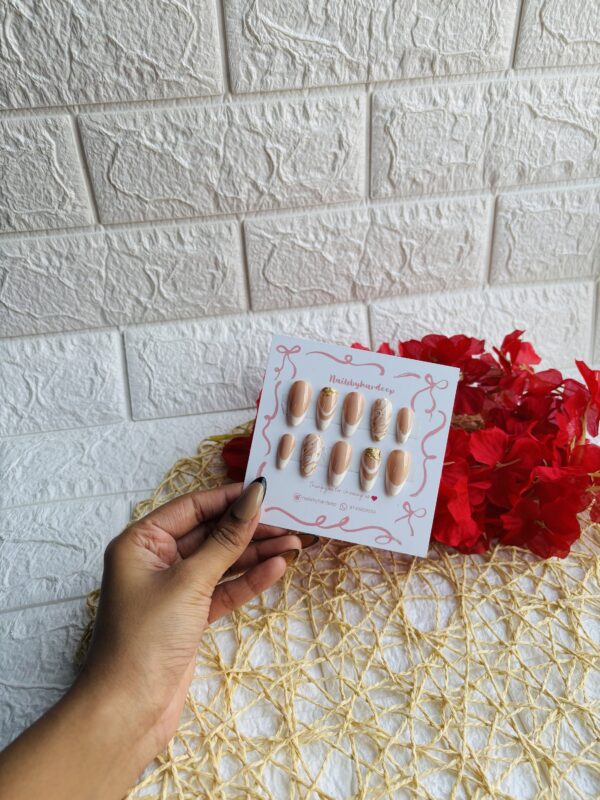 French Natural Presson Nails - Image 2