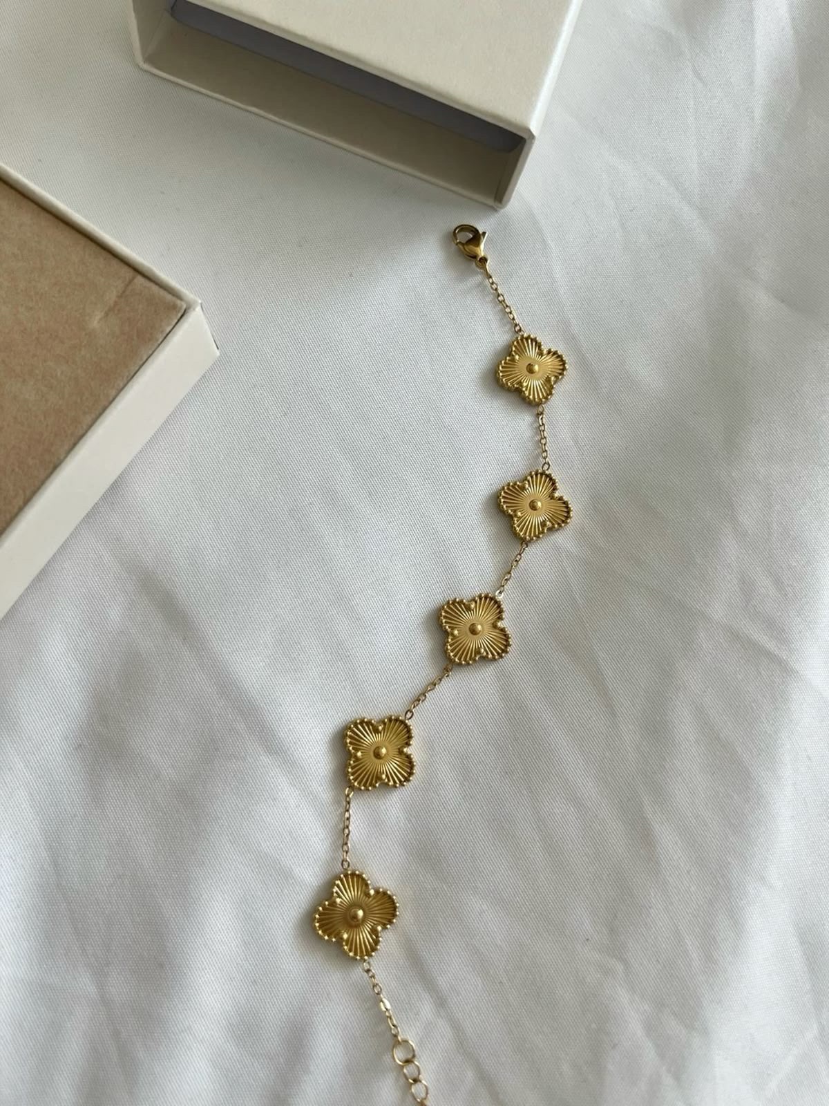 Golden Clover Chain Bracelet