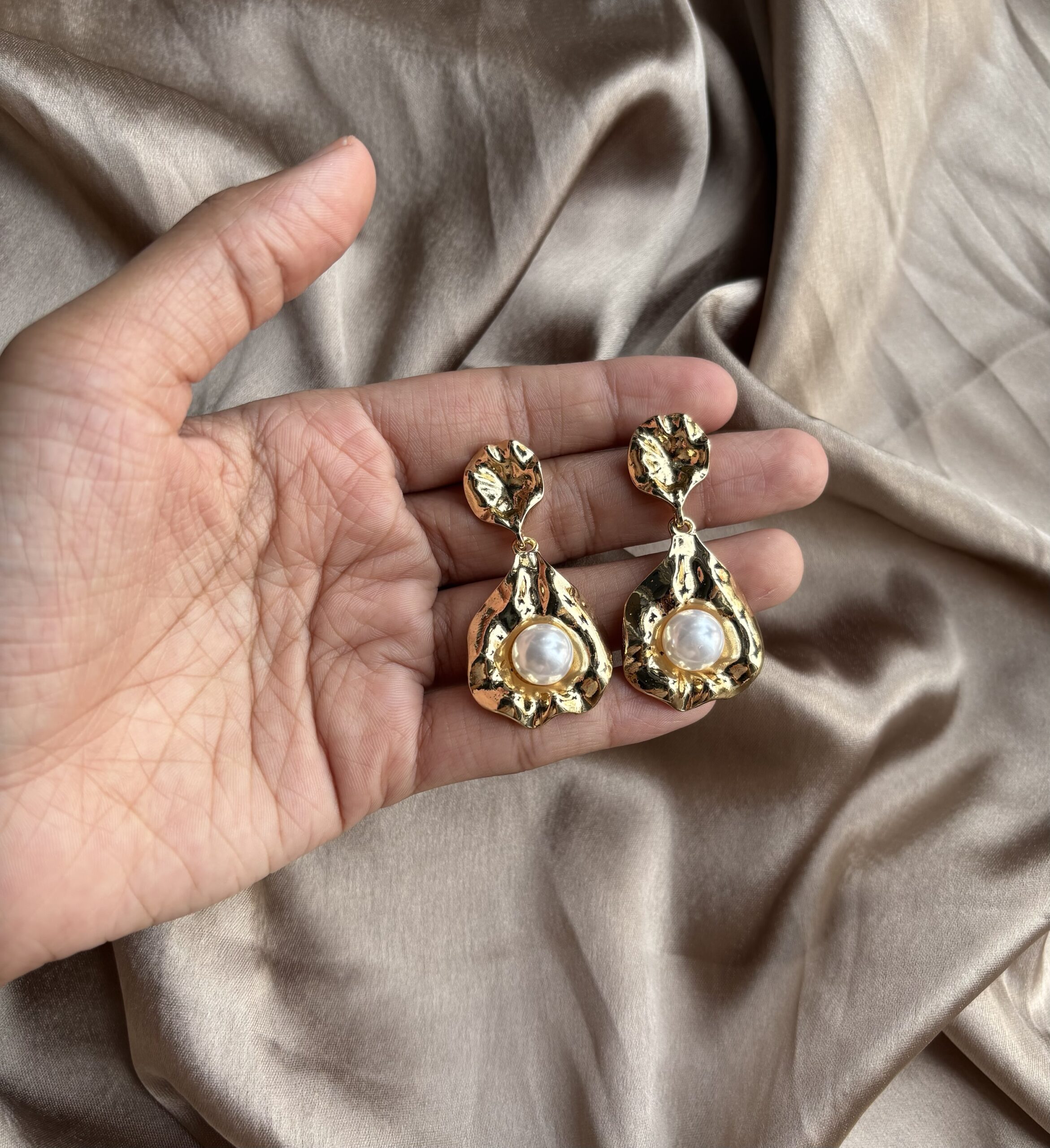 Golden Pearl Earring