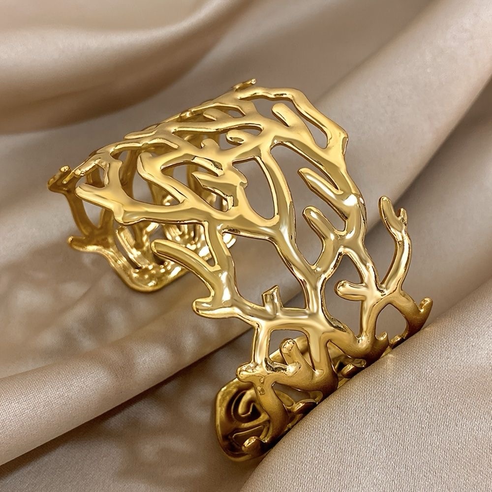 Chunky Golden Bracelet