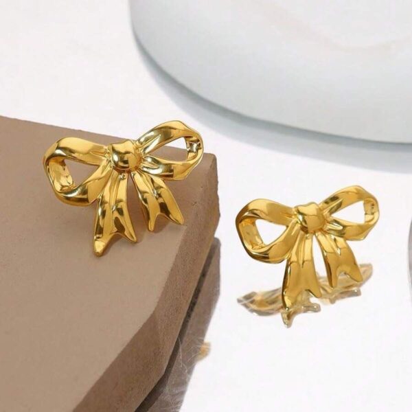 Bow Earring - Image 3