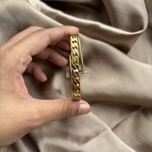 Nail Cartier