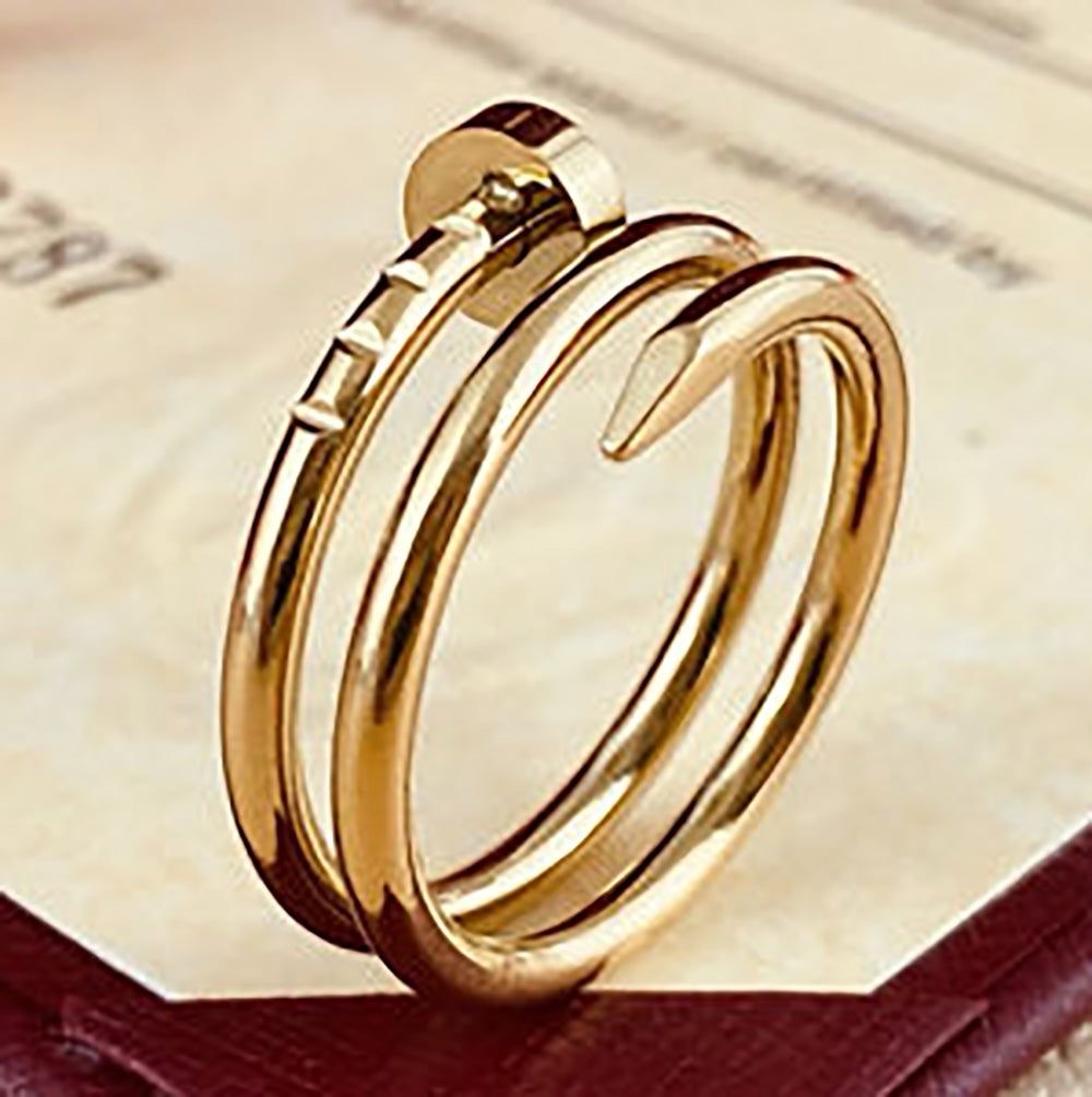Golden Chunky Nail Bracelet