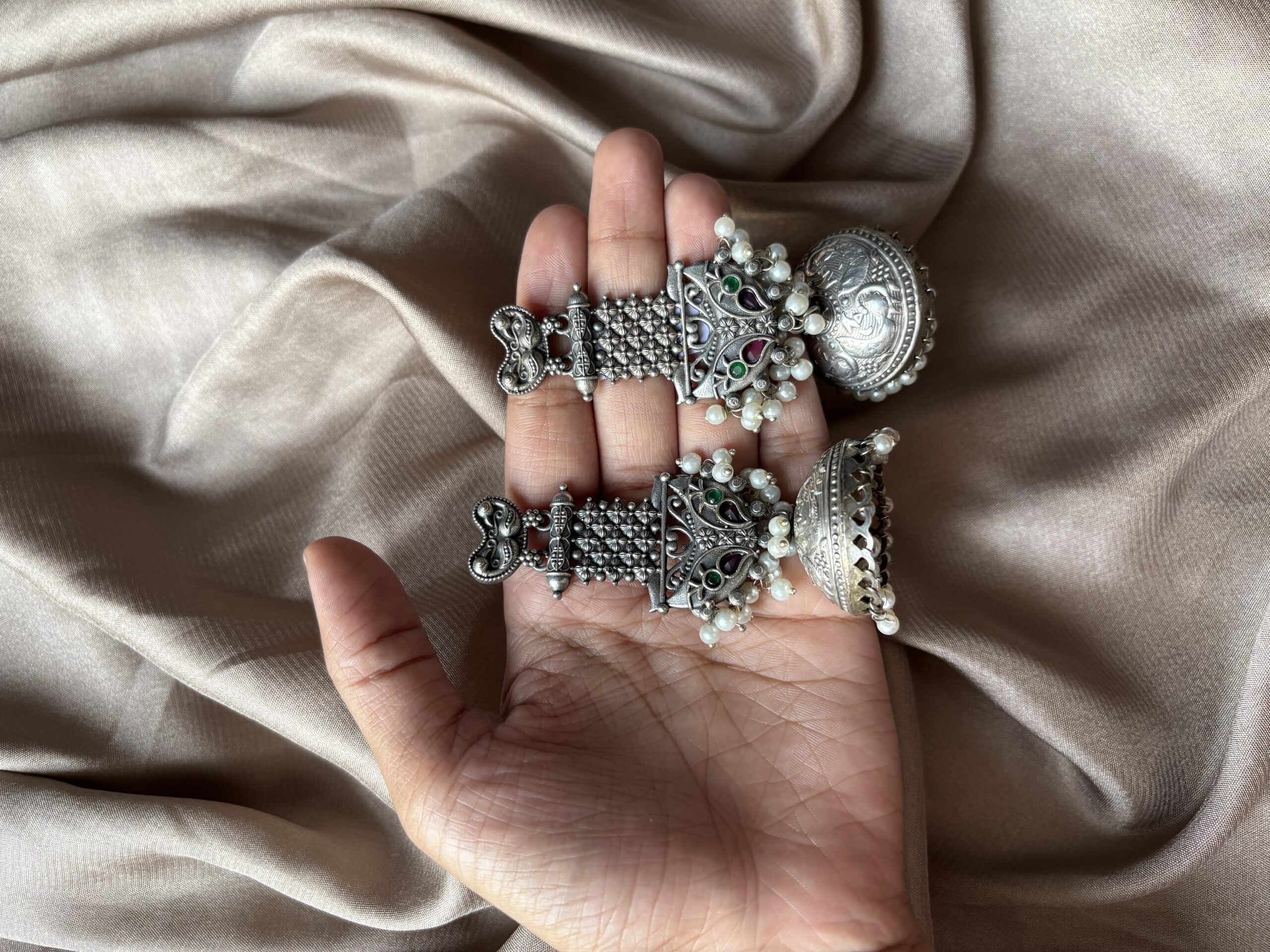 Silver oxidised jhumka