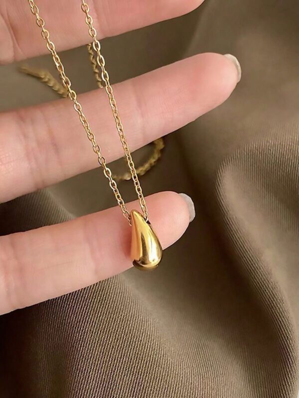 Simple Neckpiece - Image 2