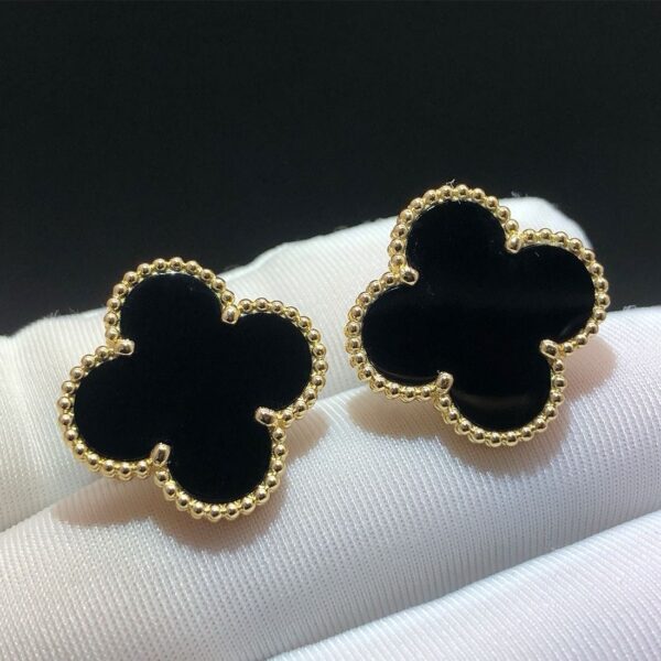 Black Clover Earring - Image 2