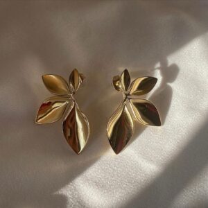 Flower earring
