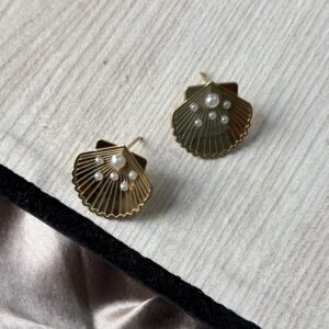 Pearl Shell Earring