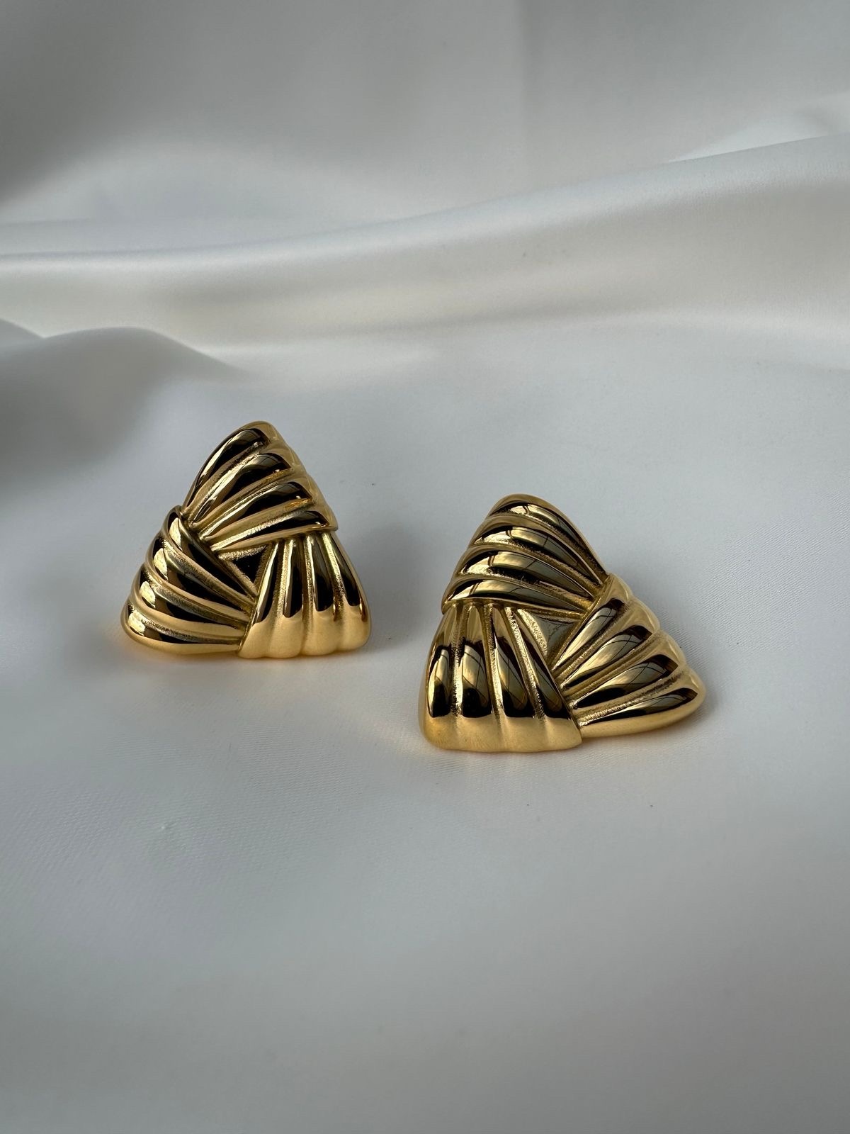 Golden triangle earring