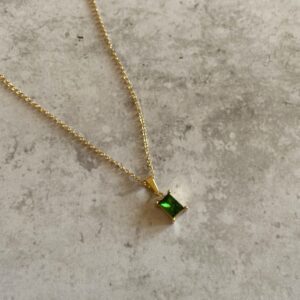 Green stone Neckpiece