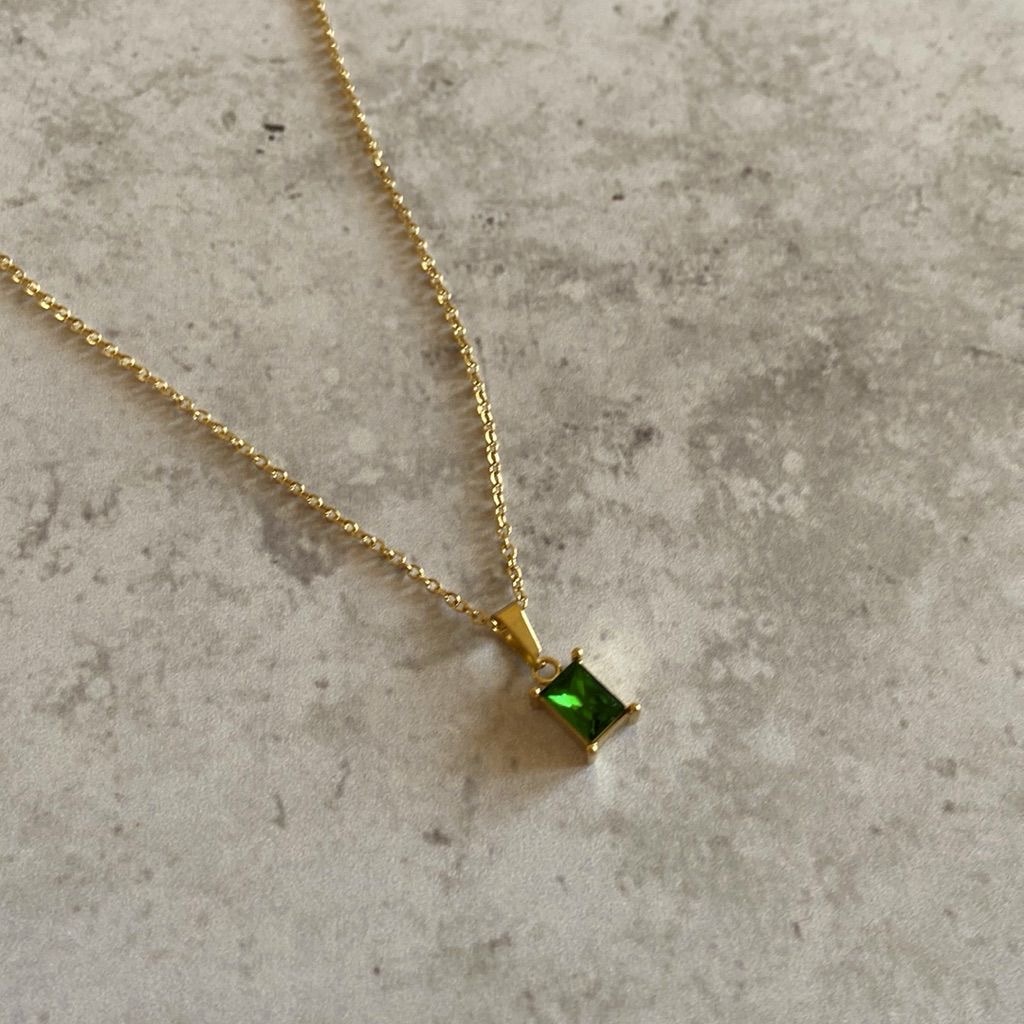 Green stone Neckpiece