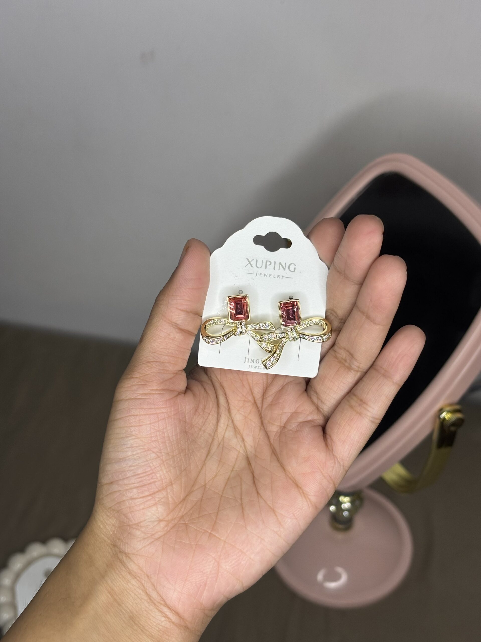 Cute pink Bow Earrings