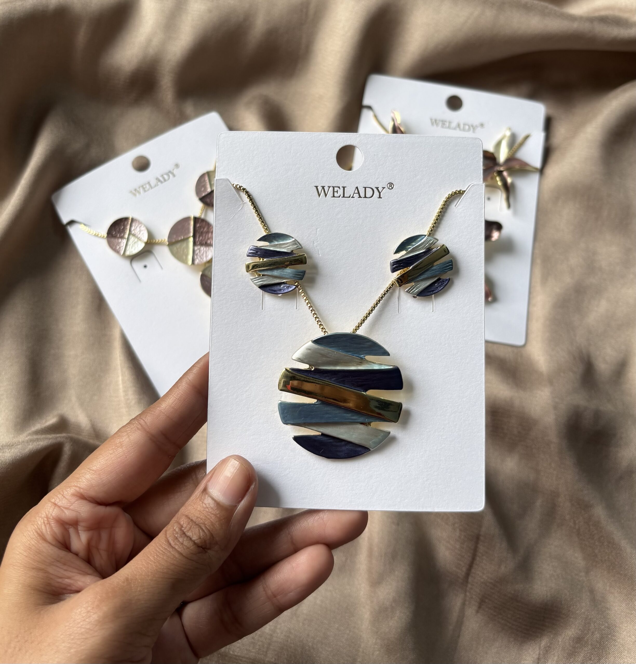 Enamel Pendent Set (Blue)