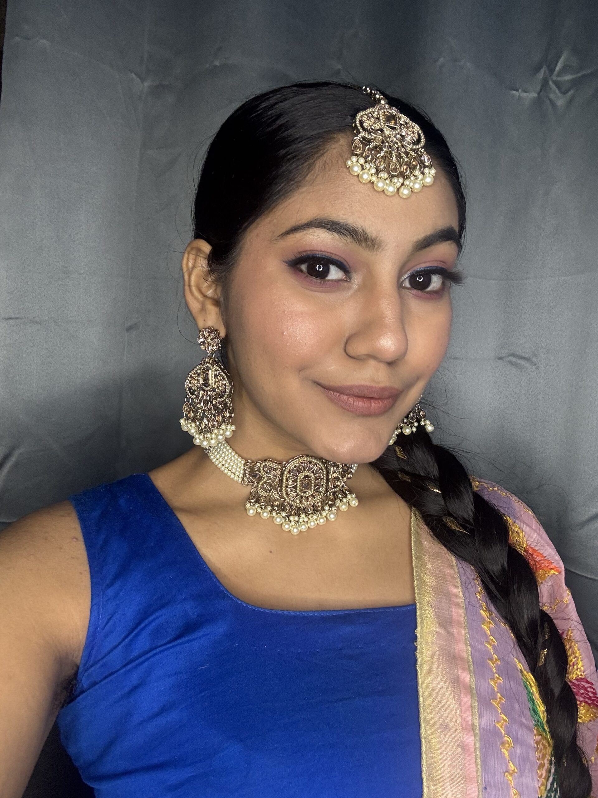 Kundan Set with Earrings & Maang- teeka